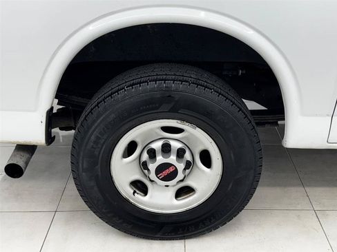 Used 2021 GMC Savana 2500 w/ Driver Convenience Package RWD image 29