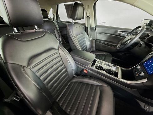 Used 2024 Ford Edge SEL image 33