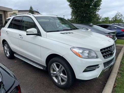 Used 2013 Mercedes-Benz ML 350 4MATIC image 5
