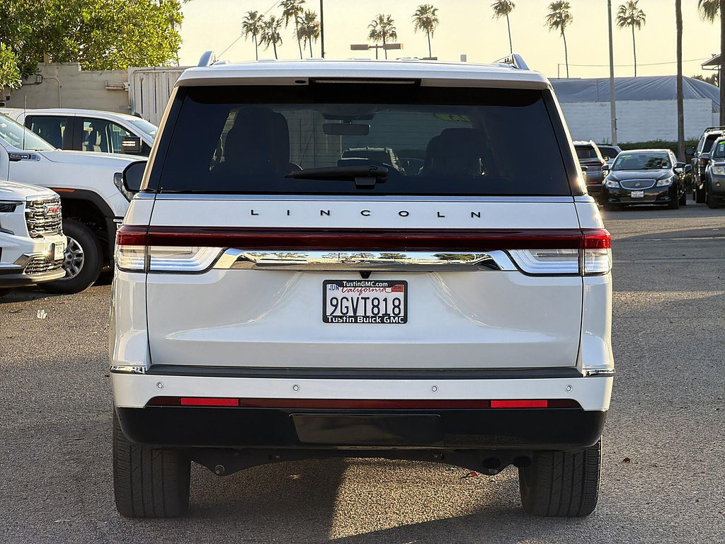 Used 2023 Lincoln Navigator L Black Label AWD/4WD image 6