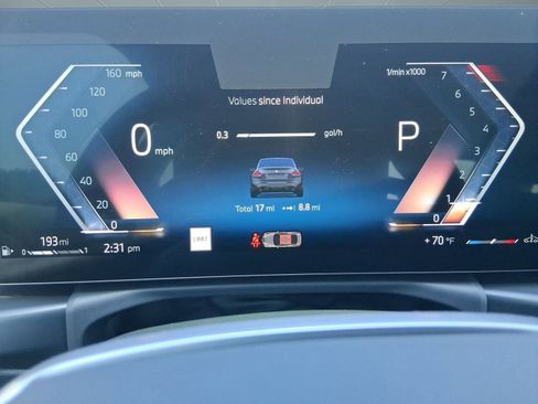 Used 2025 BMW 230i Coupe w/ Convenience Package image 23