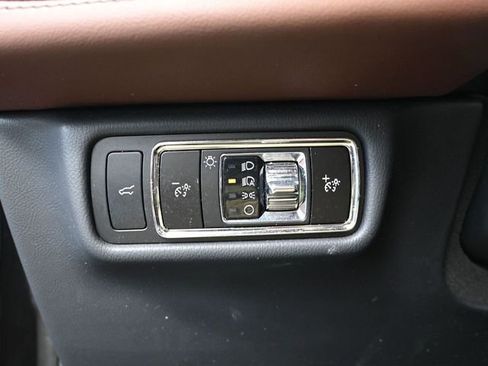 Used 2025 Lincoln Aviator Reserve w/ Jet Appearance Package image 33