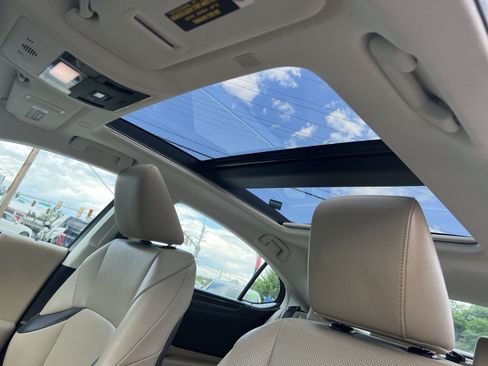 Used 2020 Lexus ES 350 w/ Premium Package FWD image 24