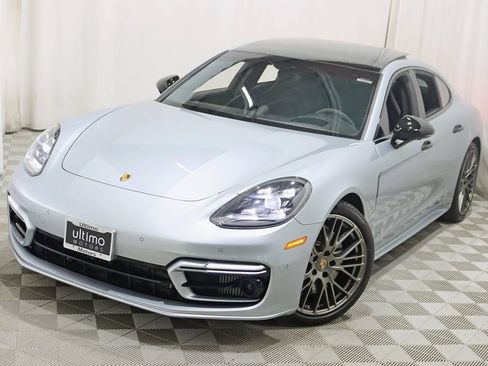 Used 2023 Porsche Panamera GTS AWD/4WD image 5