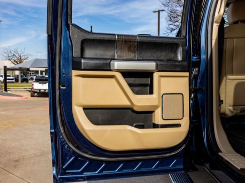 Used 2020 Ford F350 Lariat w/ Lariat Ultimate Package image 39