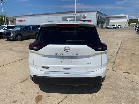 New 2026 Nissan Rogue SV w/ SV Premium Package image 5