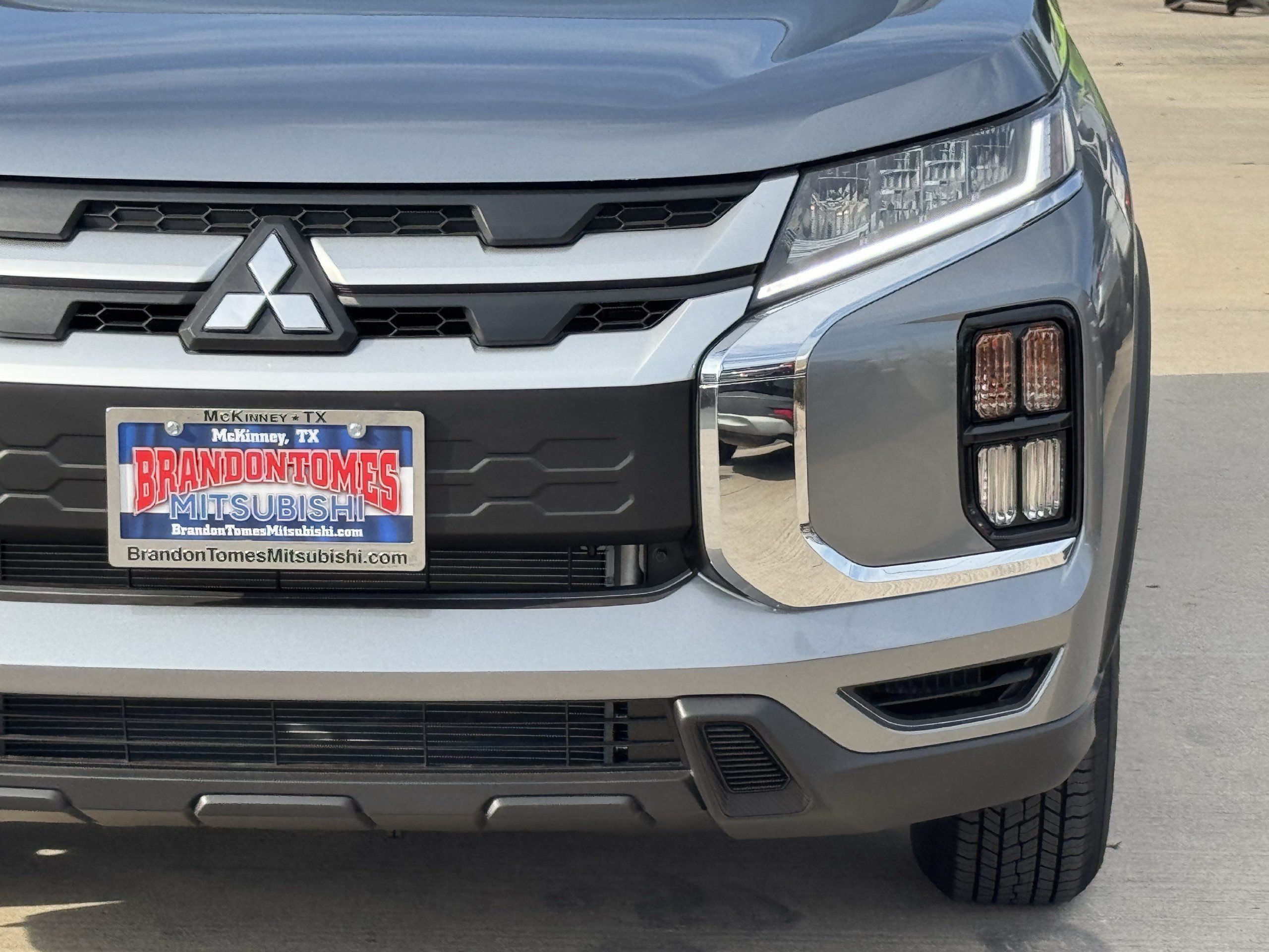 New 2027 Mitsubishi Outlander Sport FWD image 9