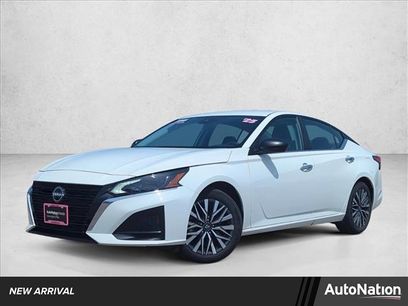 Used 2025 Nissan Altima 2.5 SV