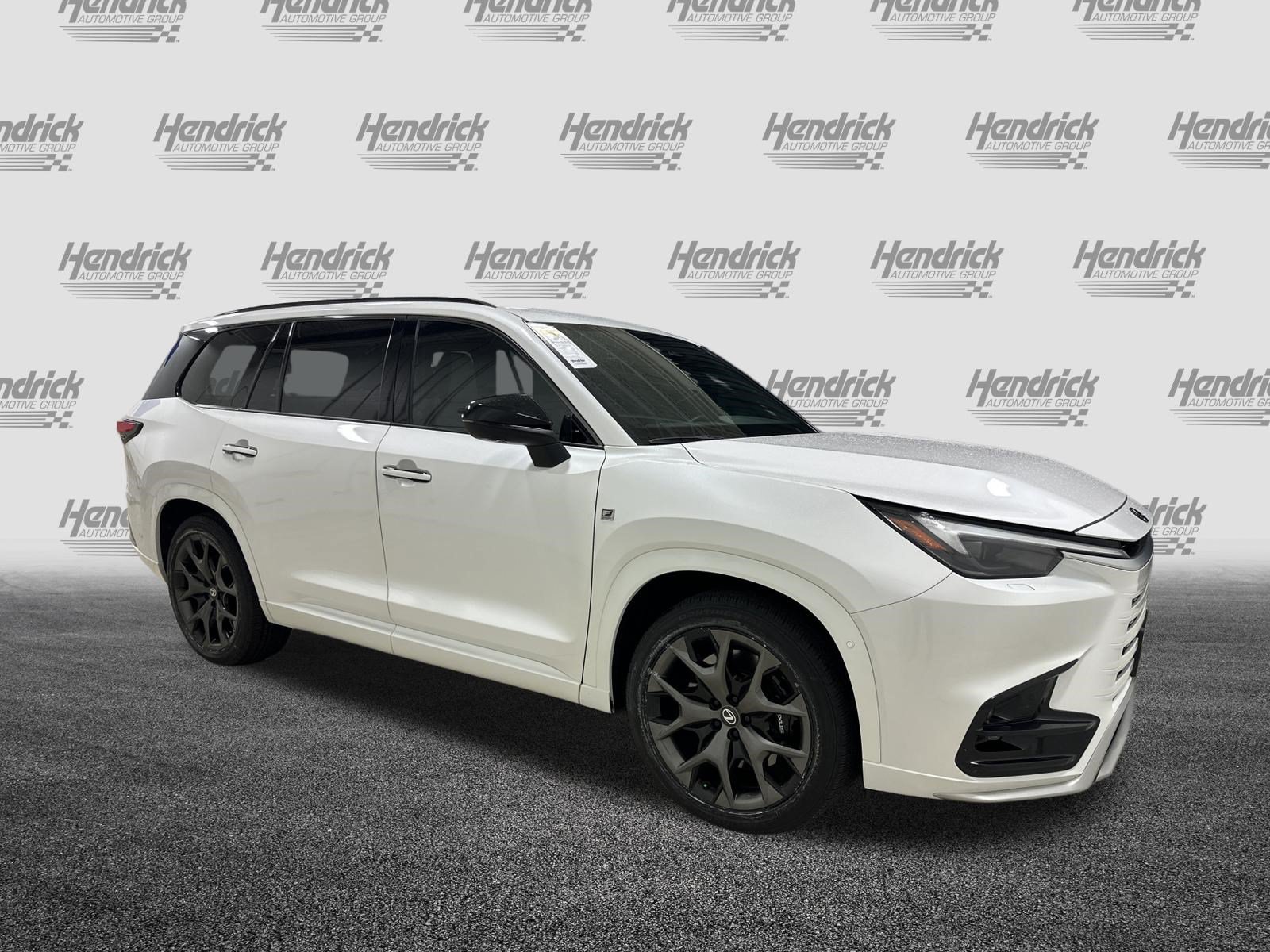 Certified 2026 Lexus TX 500h AWD w/ Technology Package image 2