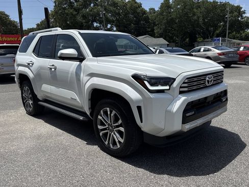 Used 2026 Toyota 4Runner Limited AWD/4WD image 7