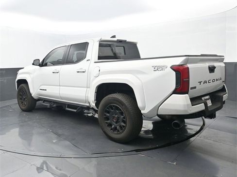 Used 2024 Toyota Tacoma TRD Sport w/ TRD Sport Upgrade Package image 3