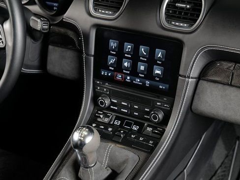 Certified 2021 Porsche 718 Boxster Spyder image 18