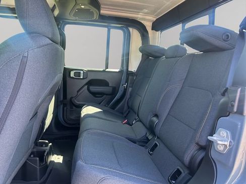 New 2026 Jeep Gladiator Sport AWD/4WD image 37