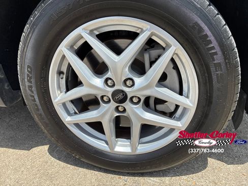 Used 2024 Ford Edge SEL AWD/4WD image 2