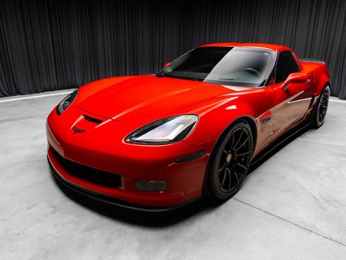 Used 2009 Chevrolet Corvette Z06 w/ Preferred Equipment Group RWD image 14