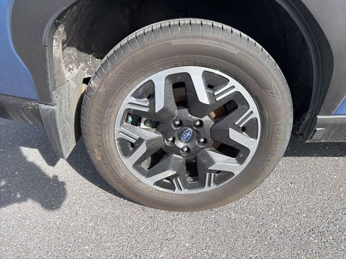 Certified 2025 Subaru Forester Premium w/ Convenience Package #2 image 11