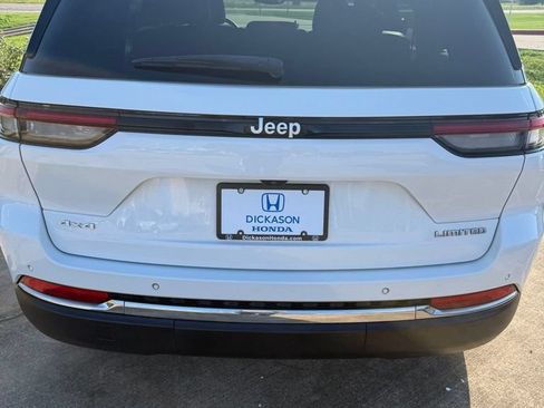 Used 2024 Jeep Grand Cherokee Limited AWD/4WD image 5
