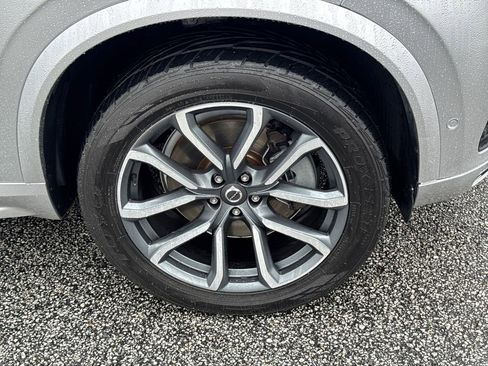 Used 2019 Volvo XC90 T6 Momentum w/ Protection Package Premier image 12