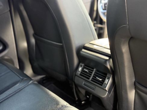 Used 2021 Land Rover Range Rover Evoque S image 10