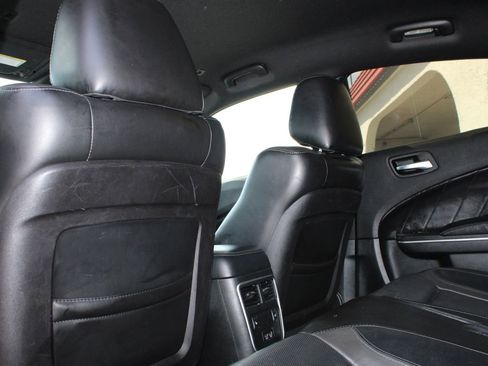 Used 2018 Dodge Charger R/T w/ Plus Group image 16