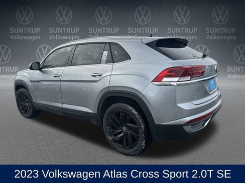 Used 2023 Volkswagen Atlas Cross Sport SE image 3