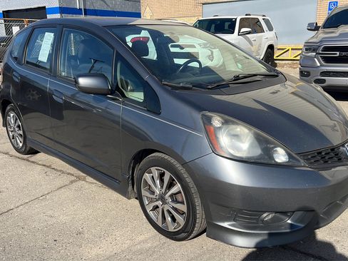 Used 2013 Honda Fit Sport image 3