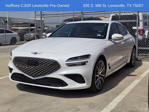 Used 2023 Genesis G70 3.3T RWD image 3