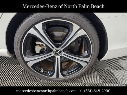 Used 2023 Mercedes-Benz C 300 Sedan image 17