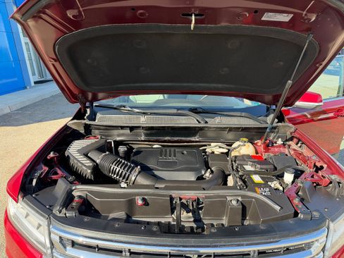 Certified 2023 GMC Acadia SLT FWD image 34