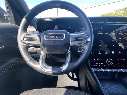 Used 2025 GMC Terrain Elevation AWD/4WD image 8