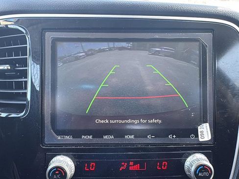 Used 2020 Mitsubishi Outlander LE image 22