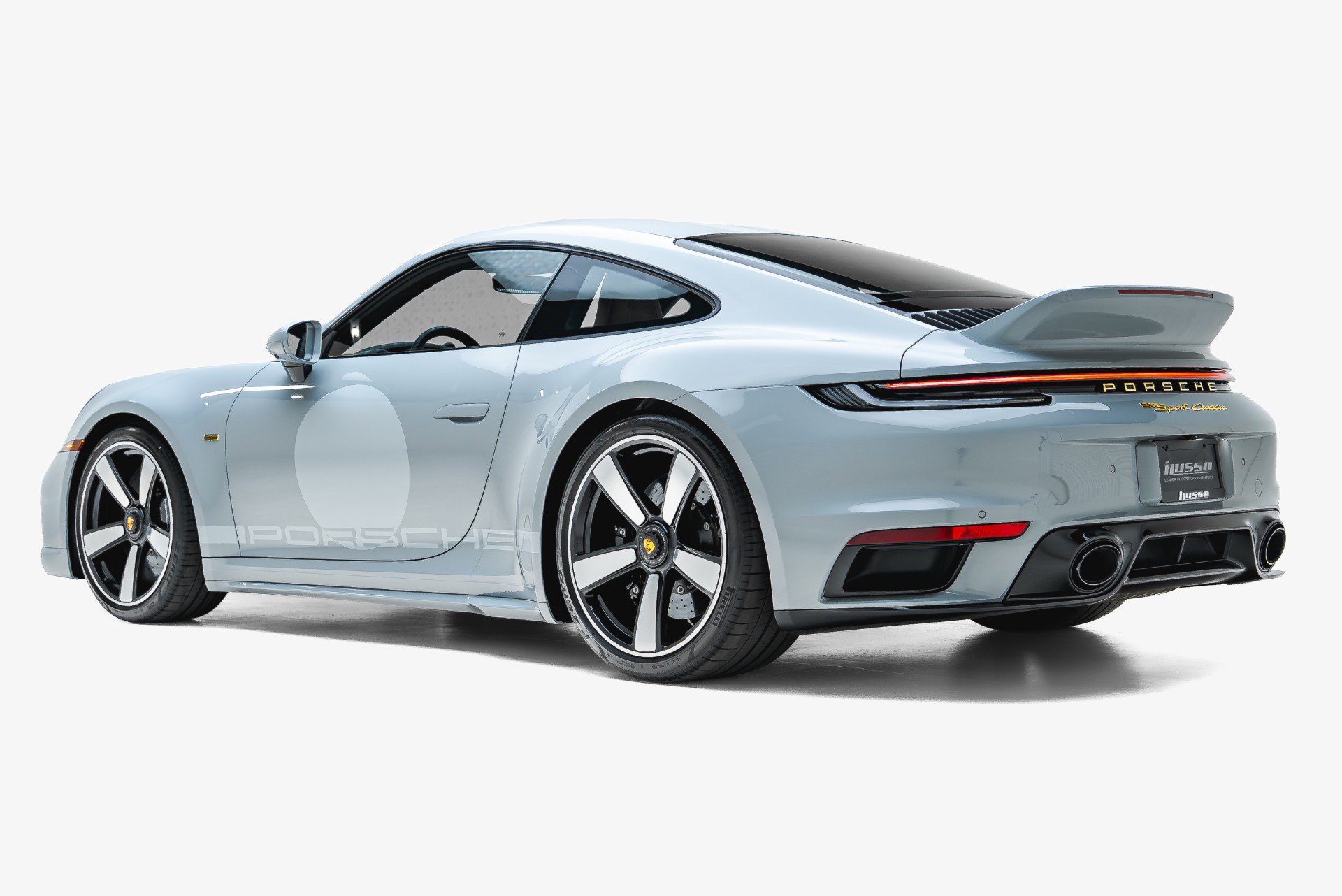 Used 2023 Porsche 911 Sport Classic RWD image 7