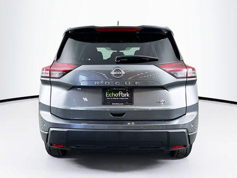 Used 2025 Nissan Rogue SV AWD/4WD image 7