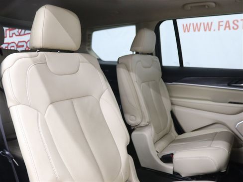 Used 2021 Jeep Grand Cherokee L Limited image 16