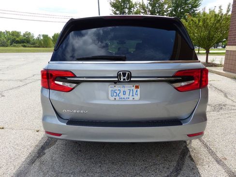 Used 2024 Honda Odyssey EX-L image 8