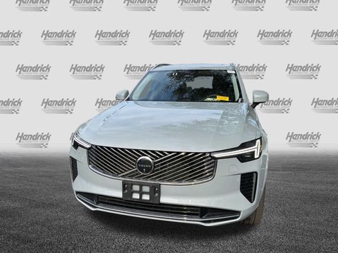 Certified 2025 Volvo XC90 B6 Plus image 6