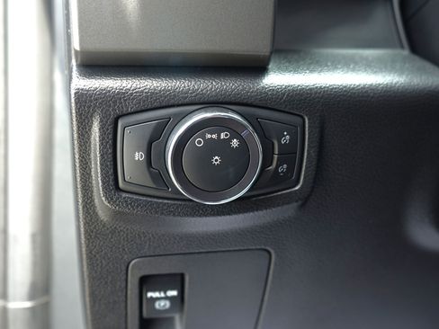 Used 2021 Ford Expedition Max XLT AWD/4WD image 12