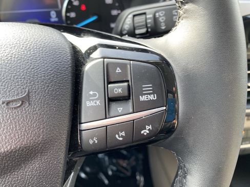 Used 2022 Ford Escape SE w/ Cold Weather Package image 31