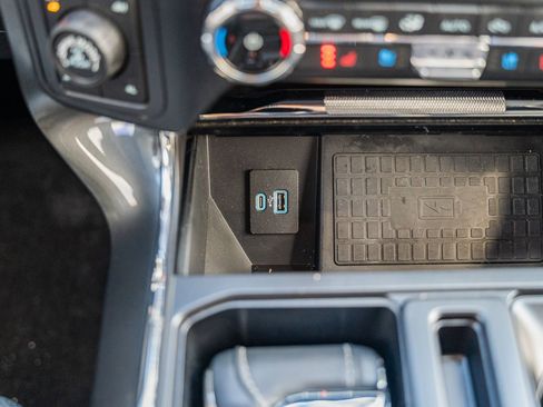 Certified 2022 Ford F150 Lariat image 32