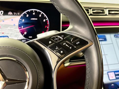 Used 2025 Mercedes-Benz S 580 S 580 * Factory Satin White * image 21