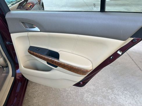 Used 2010 Honda Accord EX-L image 15