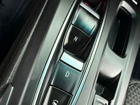 Used 2023 Chevrolet Bolt LT image 24