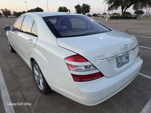 Used 2008 Mercedes-Benz S 550 image 4