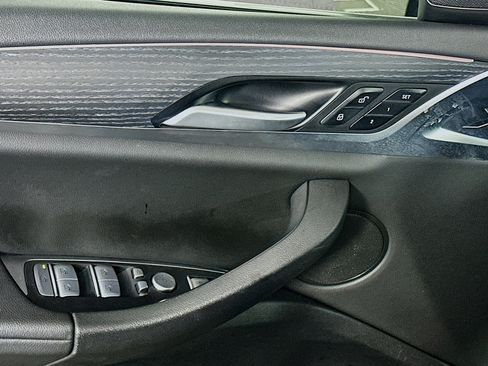 Used 2024 BMW X3 sDrive30i w/ Convenience Package image 15