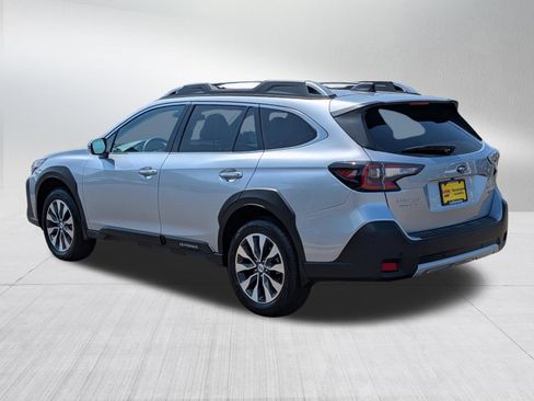 Used 2025 Subaru Outback Touring XT w/ Popular Package #2 AWD/4WD image 5