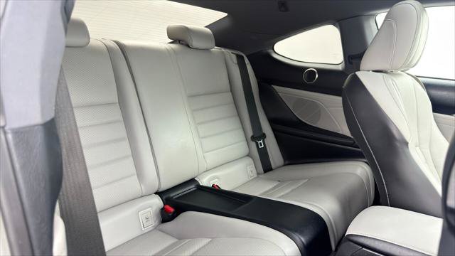Used 2015 Lexus RC 350 w/ Luxury Package RWD image 16