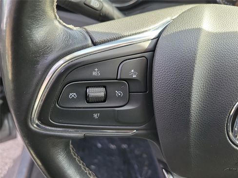 Used 2023 Buick Encore GX Select FWD image 23