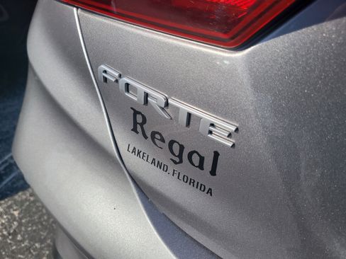 Used 2024 Kia Forte LXS FWD image 10