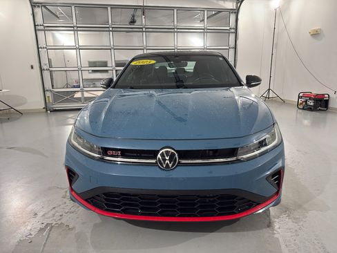 Used 2025 Volkswagen Jetta GLI Autobahn image 2