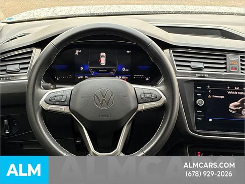 Used 2024 Volkswagen Tiguan SE image 21